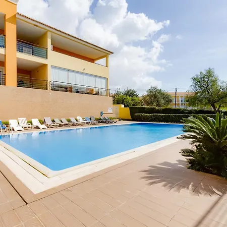 Διαμέρισμα The Village - 6 Com Ac, Garagem E Piscina, A Poucos Min Da Gale
