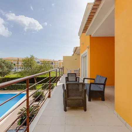 The Village - 6 Com Ac, Garagem E Piscina, A Poucos Min Da Gale Apartman *